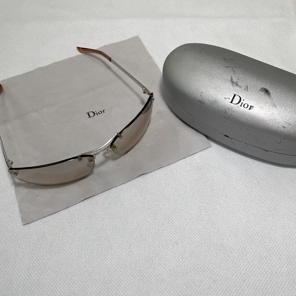 Christian Dior Y2K Sunglasses - Picture 5 of 6